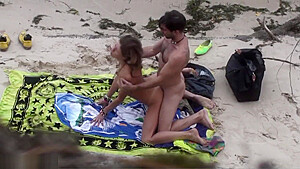 Couple Fucking on the Beach