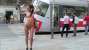 Indecent Exposure Als Nude In Public